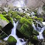 Adosado Con Piscina En El Valle De Ason La Tudanca Hébergement de vacances