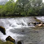 Adosado Con Piscina En El Valle De Ason La Tudanca Hébergement de vacances Arredondo
