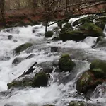 Adosado Con Piscina En El Valle De Ason La Tudanca Hébergement de vacances Arredondo
