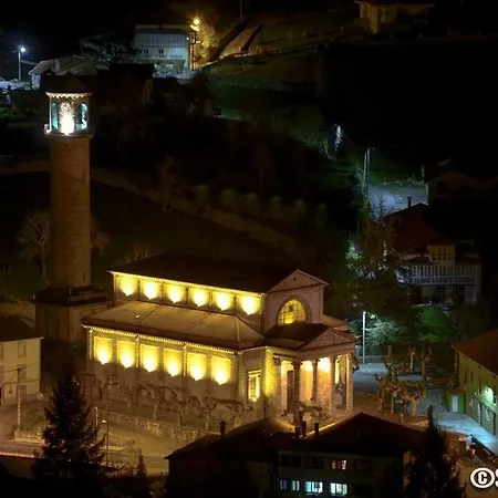 Adosado Con Piscina En El Valle De Ason La Tudanca Dom wakacyjny
