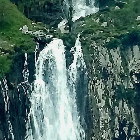 Dom wakacyjny Adosado Con Piscina En El Valle De Ason La Tudanca Arredondo