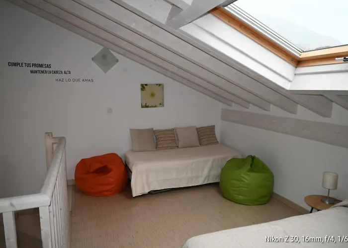 Hébergement de vacances Adosado Con Piscina En El Valle De Ason La Tudanca