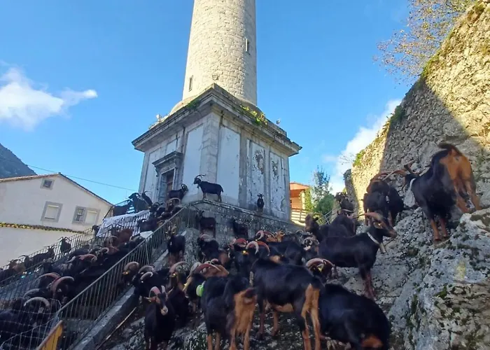 Adosado Con Piscina En El Valle De Ason La Tudanca Arredondo
